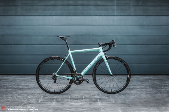 As you can imagine, the test field is wide-ranging, with stunning steeds like the Bianchi Specialissima, an ever-present reminder that the Italians are still masterful bike developers, paying dues to heritage and proving that there’s more to a good bike than just first-rate parts on a stylish frame. With superb across-the-board performance, the Bianchi stole the hearts of the test team – although tubulars aren’t  the most practical for everyday use. 