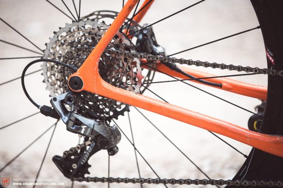 Optimal: Well-known in cyclocross crcles, the SRAM Force 1x11 drivetrain has the right gear ratios and simplicity to suit the OPEN U.P.