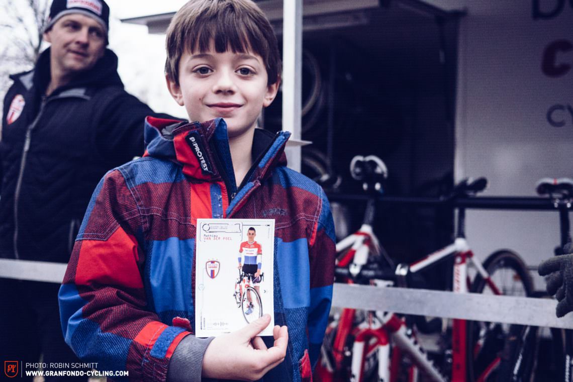 Autogrammkarten ihrer Idole – Begeisterung sorgt für neuen Nachwuchs im Volkssport Cyclocross.