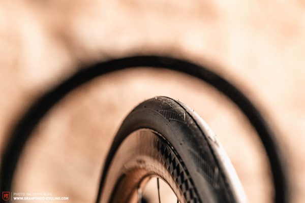 Der beste Rennrad-Reifen – 6 FONDO GRAN von Cycling Modelle 7 | im | 6 Seite Magazine Vergleichstest