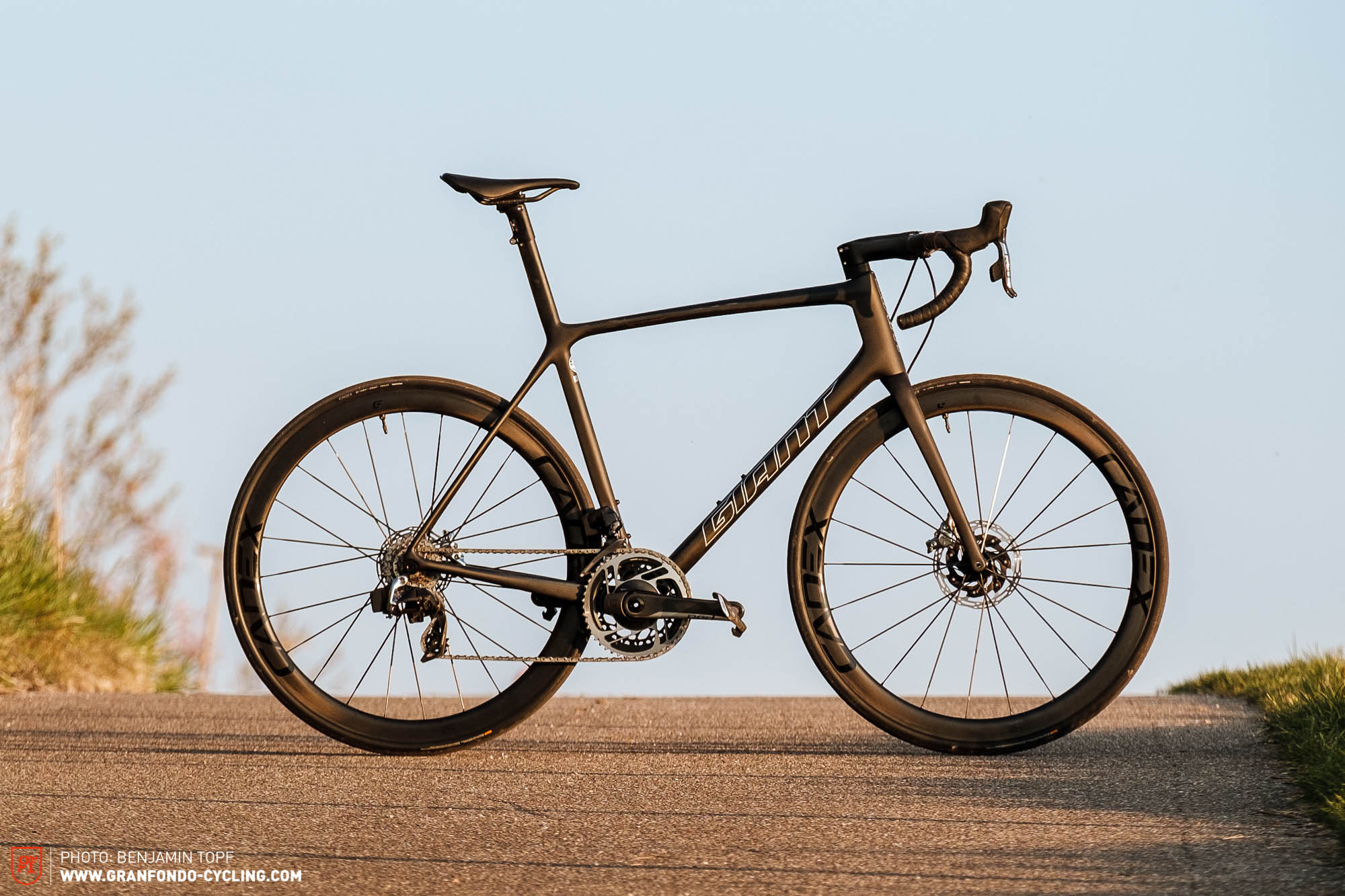 GIANT TCR Advanced SL 0 Disc 2021 first ride review